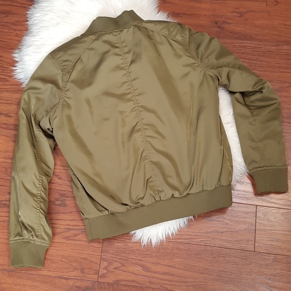 Old Navy Olive Green Bomber Jacket - Picture 2 of 6